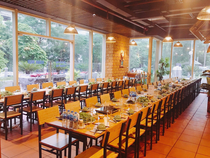 Nhà hàng Sông Quê
