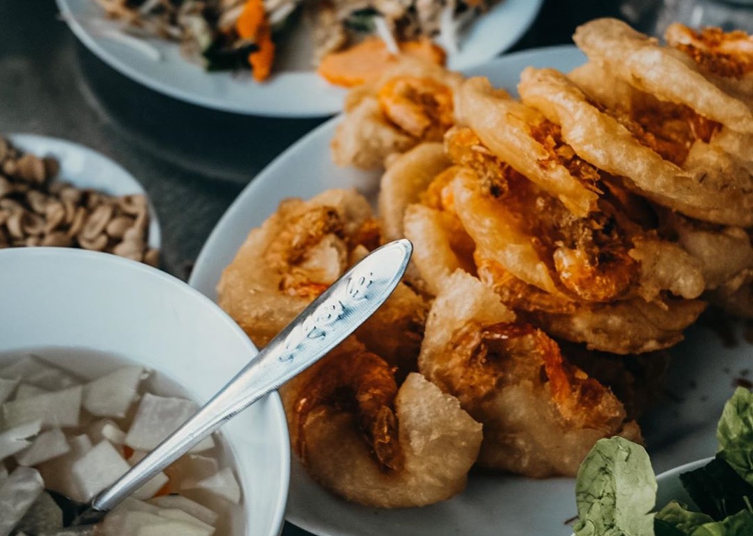 Nhà hàng bánh tôm Hồ Tây - Quán ăn ngon ở Hồ Tây Hà Nội nhất định phải thử