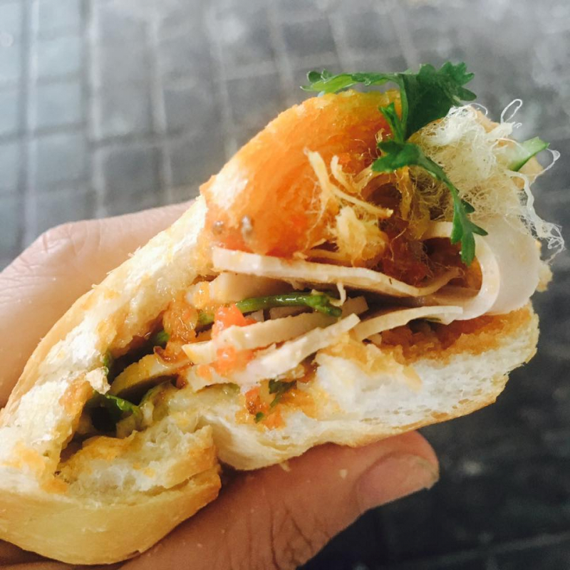 Bánh Mì Pate - Hương Vị PleikU