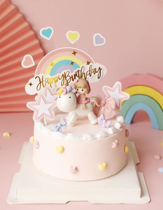 Bánh sinh nhật cho bé gái độc đáo khiến “công chúa nhỏ” thích mê